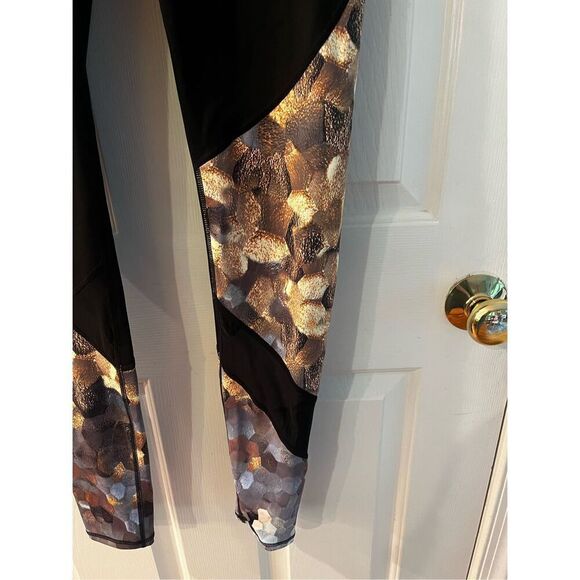 Athleta Asym Mesh Sonar Tight Leggings sz XS NWOT - Picture 5 of 10